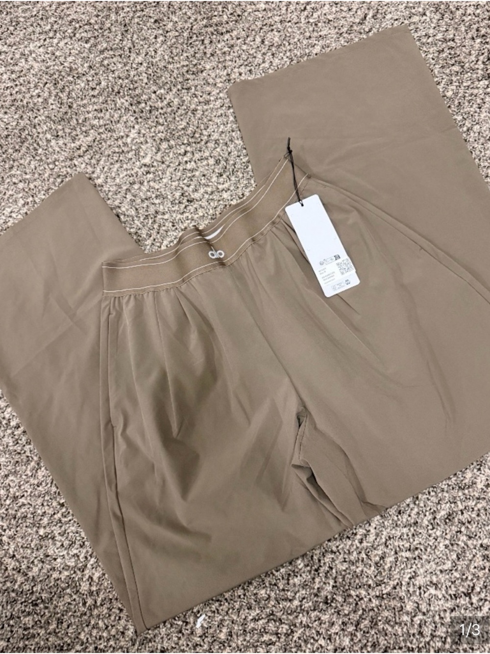 Alo NWT Wide-Leg Trousers in Taupe